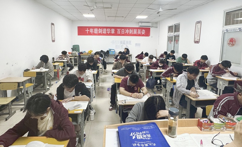 ef5c80c71734013312f8019e4bbbed4_副本 - 副本.jpg